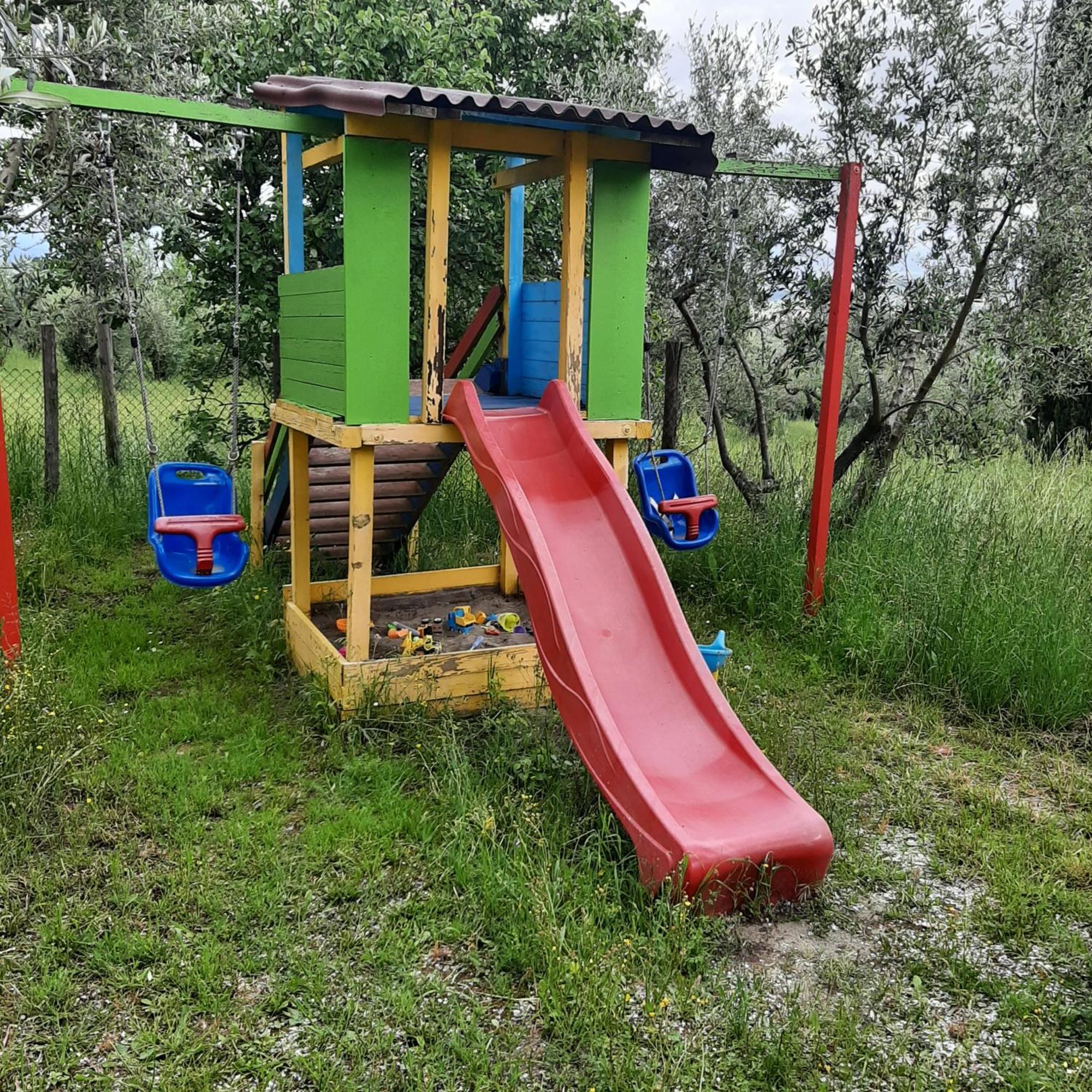 קוואראטה Affittacamere Il Vecchio Mandorlo מראה חיצוני תמונה